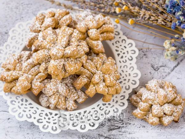 Фото готового блюда: Печенье «Хризантема» без мясорубки