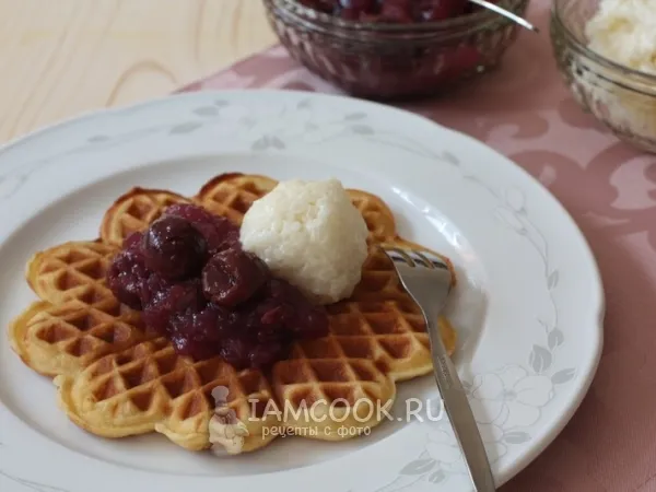 Фото блюда: Вафли с рисовой кашей и киселем