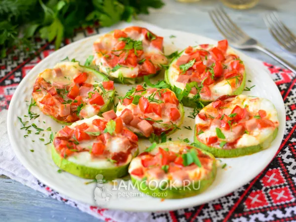 Фото блюда: Мини-пицца из кабачков в духовке