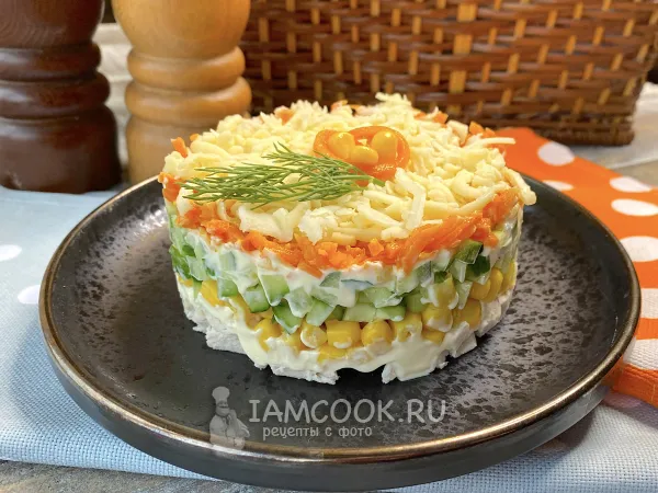 Фото блюда: Салат «Венеция» с курицей и корейской морковью