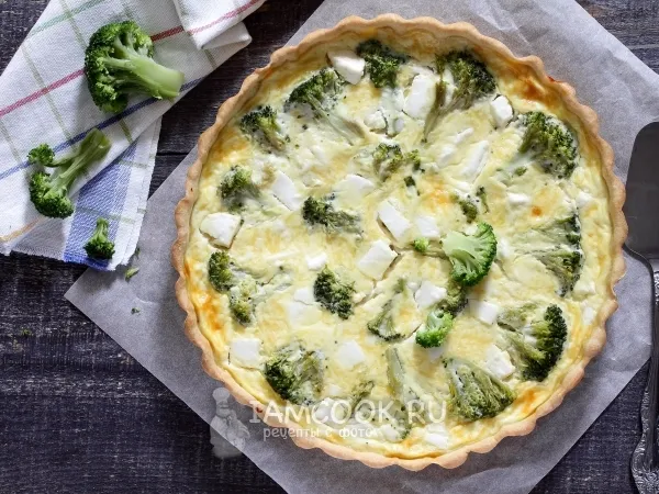 Фото готового блюда: Киш с брокколи и брынзой