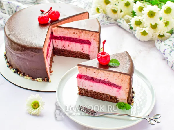 Фото блюда: Вишневый муссовый торт