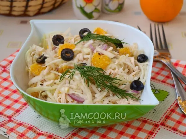 Фото готового блюда: Салат из куриной грудки с апельсином