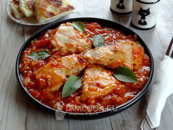 Фото блюда: Камбала в томатном соусе