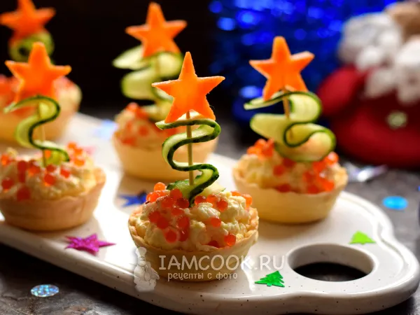Фото блюда: Тарталетки с красной икрой «Елочки»