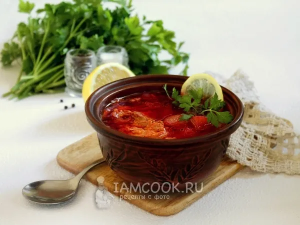 Фото готового блюда: Классический горячий свекольник с курицей