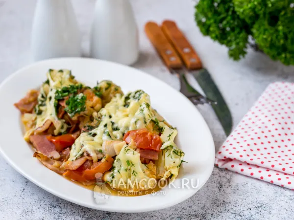 Фото блюда: Цветная капуста с беконом и сыром