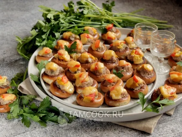 Фото блюда: Бублики с фаршем на сковороде