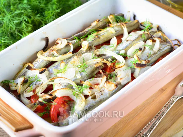 Фото блюда: Мойва с картошкой в духовке