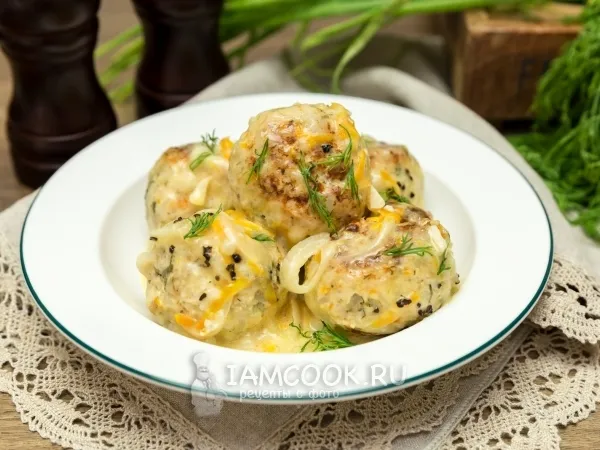 Фото блюда: Тефтели из индейки в сметанном соусе