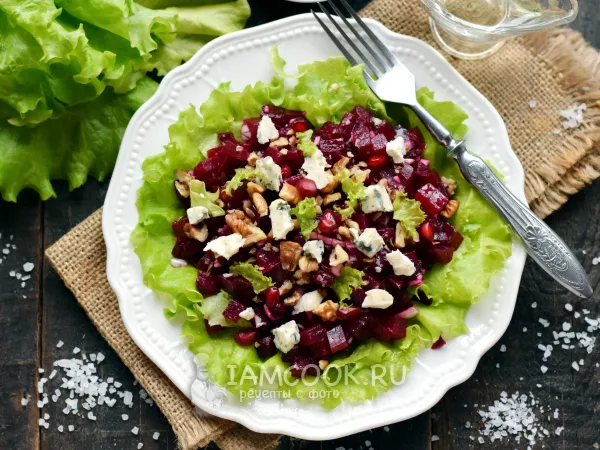 Фото блюда: Салат со свеклой и сыром Дор Блю