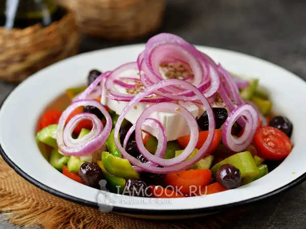 Фото готового блюда: Салат Хориатики