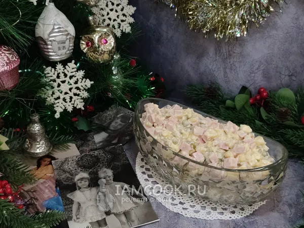 Фото готового блюда: Оливье. Десятилетие перемен