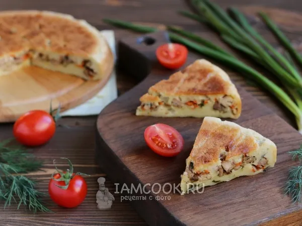 Фото готового блюда: Заливной пирог с курицей в мультиварке