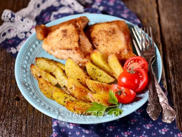 Фото блюда: Курица с молодой картошкой в духовке