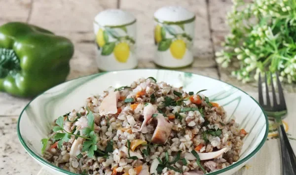 Фото блюда: Гречка с копченой курицей