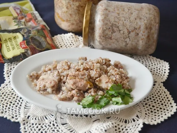 Фото готового блюда: Домашняя тушенка с гречкой