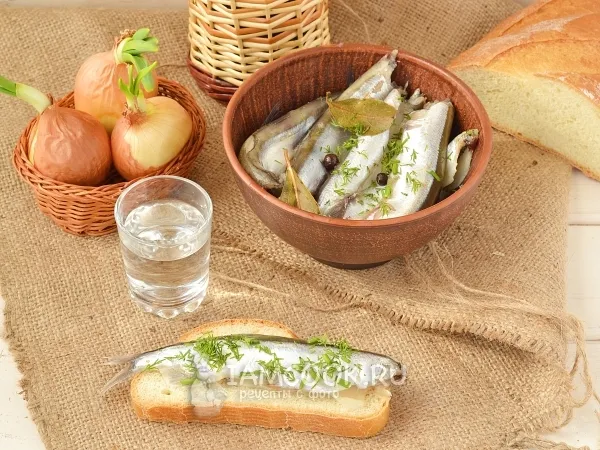 Фото блюда: Мойва домашнего посола