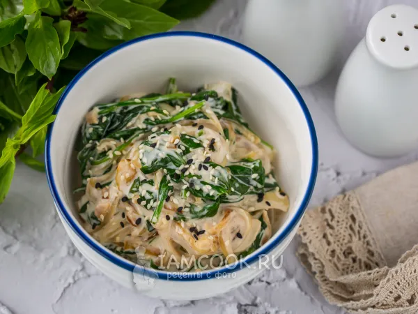 Фото готового блюда: Салат из жареного шпината