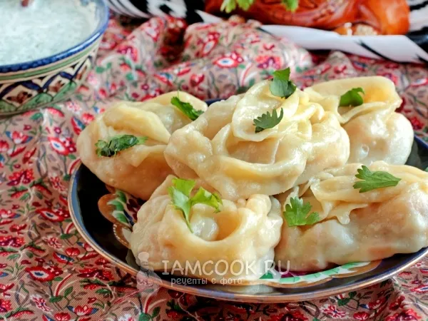 Фото готового блюда: Манты с тыквой и фаршем