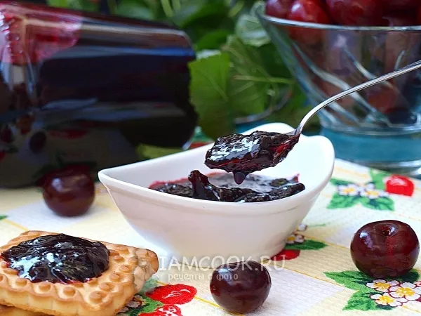 Фото блюда: Джем из вишни и шелковицы