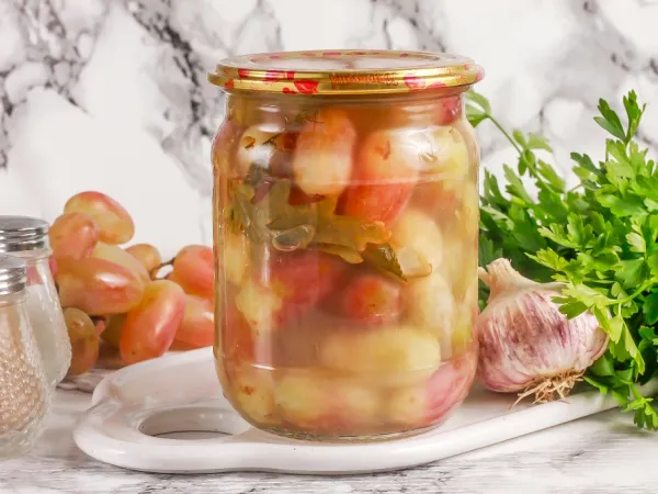 Фото блюда: Засолка винограда на зиму