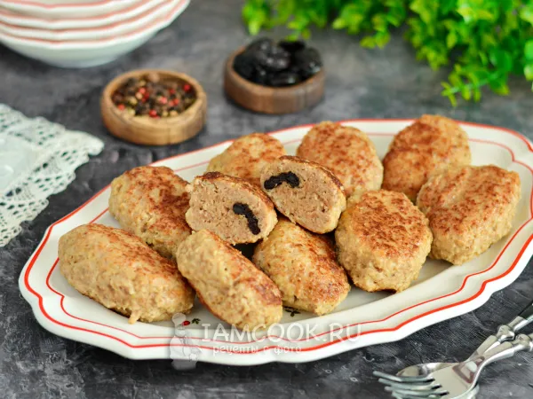 Фото блюда: Котлеты с черносливом