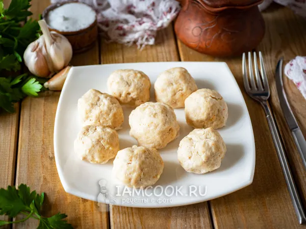 Фото блюда: Куриные котлеты на пару в мультиварке Редмонд