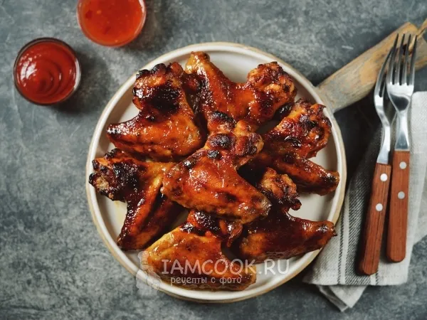 Фото готового блюда: Куриные крылышки в абрикосовой глазури