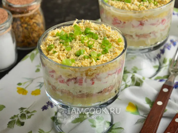 Фото готового блюда: Салат «Аристократ» с тунцом и крабовыми палочками