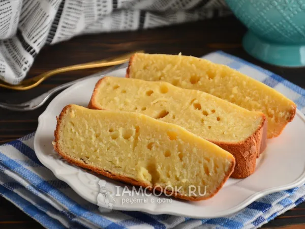 Фото готового блюда: Кекс на кефире в хлебопечке