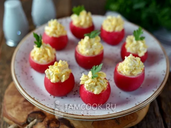 Фото блюда: Редис, фаршированный сырной начинкой