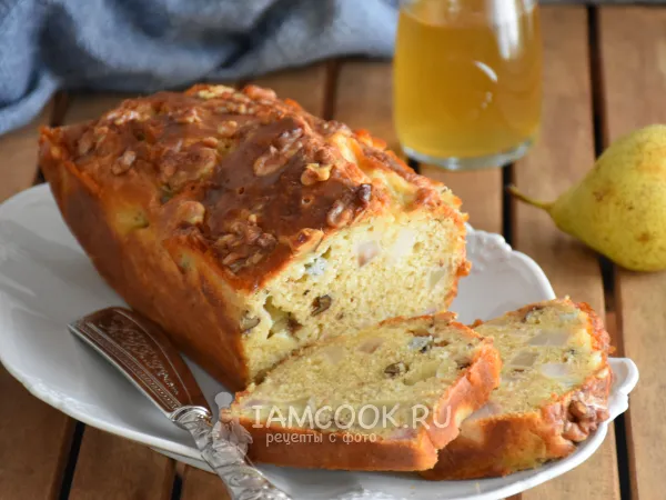 Фото блюда: Закусочный кекс с горгонзолой, грушами и грецкими орехами
