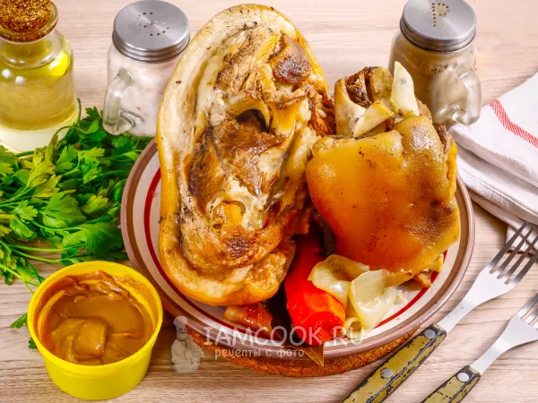 Фото готового блюда: Рулька в квасе