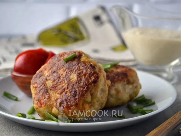 Фото готового блюда: Котлеты из щуки с морковью и луком