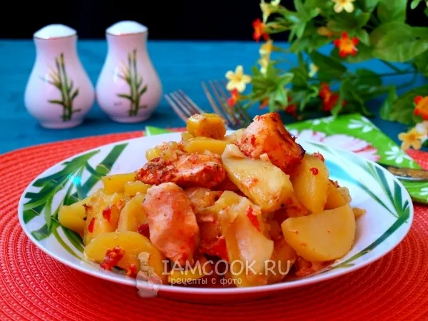 Фото блюда: Курица с картошкой в фольге в духовке