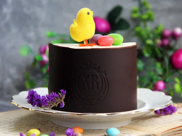 Фото блюда: Творожная пасха в шоколадном корпусе