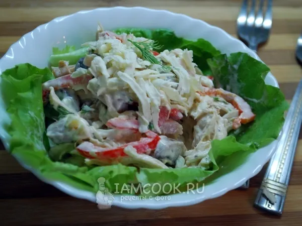Фото готового блюда: Куриный салат с ветчиной