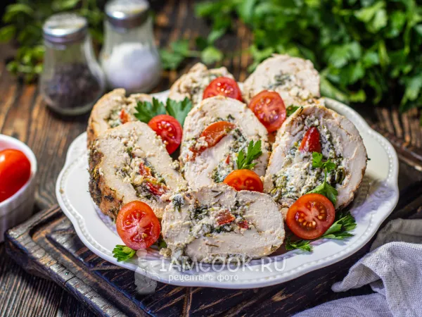 Фото блюда: Куриный рулет с творожным сыром