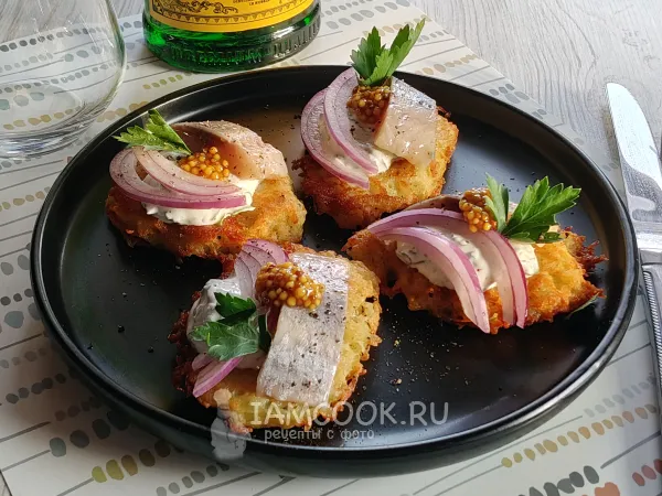 Фото блюда: Драники с селедкой