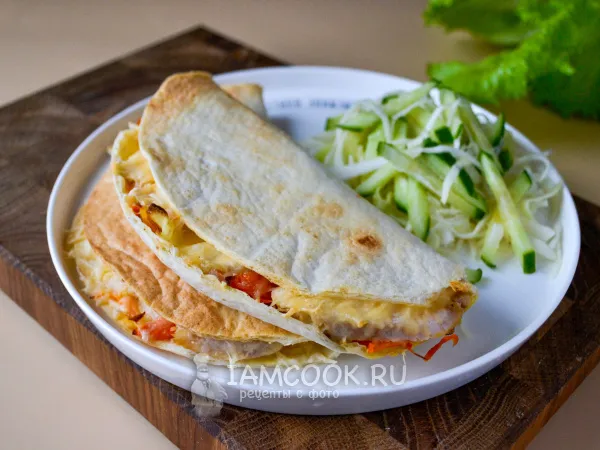 Фото блюда: Тортилья с начинкой в аэрогриле