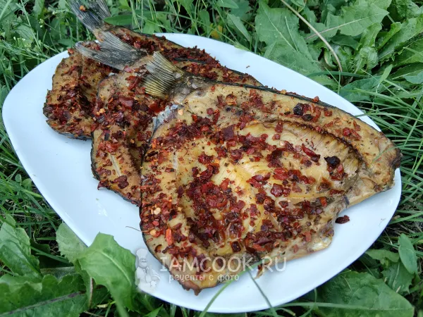 Фото блюда: Карась горячего копчения