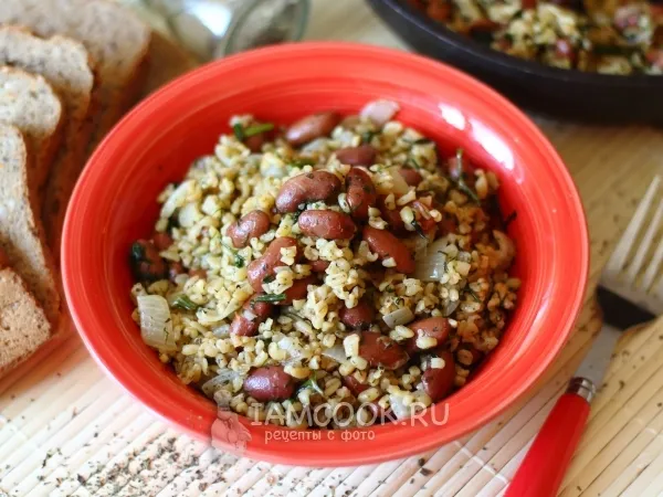 Фото готового блюда: Булгур с фасолью