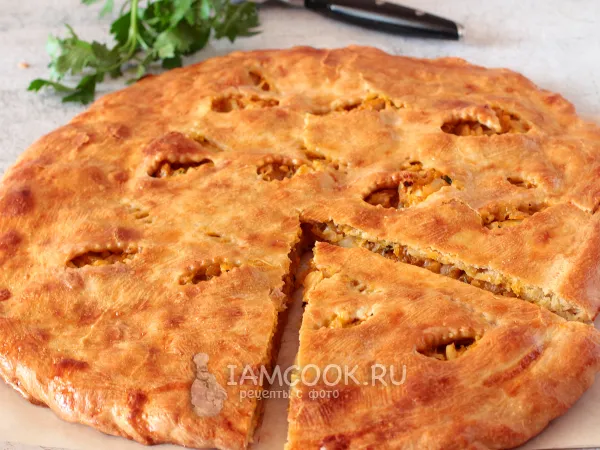 Фото готового блюда: Пирог на кефире с капустой и яйцом (по-восточному)