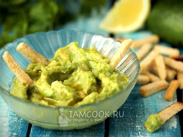 Фото готового блюда: Соус из авокадо с чесноком