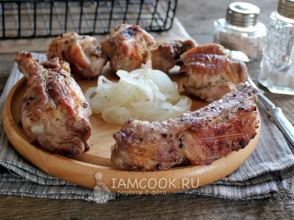 Фото готового блюда: Шашлык из свиных ребрышек