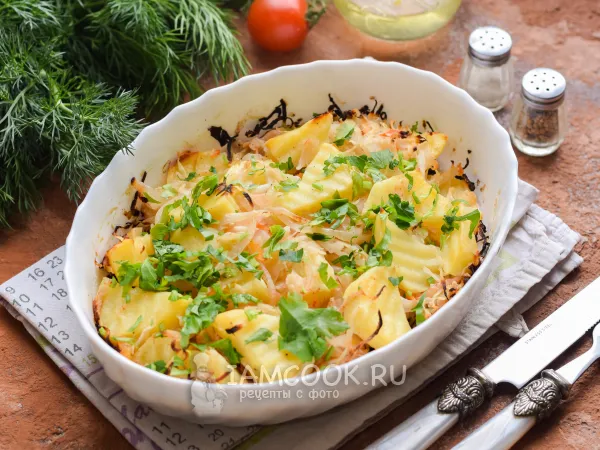 Фото блюда: Картошка с квашеной капустой в духовке