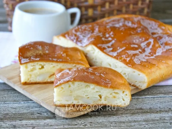 Фото готового блюда: Заливной пирог с картошкой