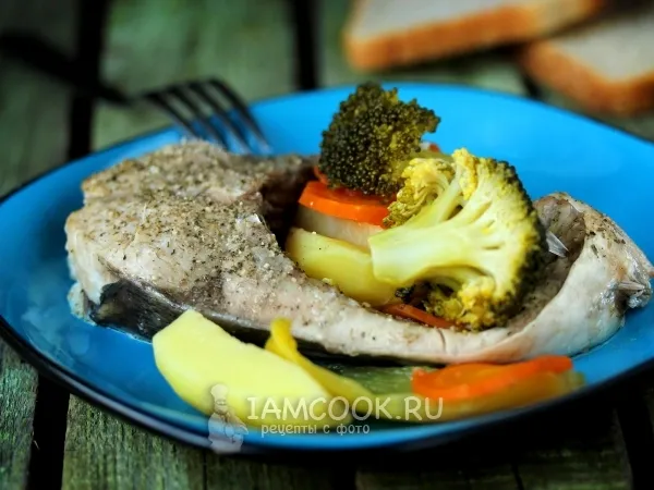 Фото блюда: Толстолобик с овощами на пару