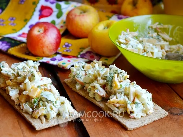 Фото готового блюда: Закуска из яблок и сыра